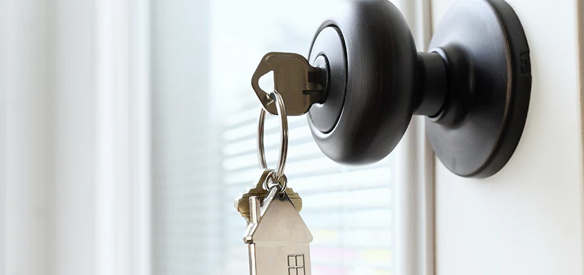 Bifold Door Knob Replacement in Gilroy, California