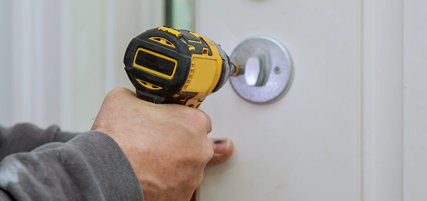 Street Locksmith For Smart Lock Repair in Gilroy, CA